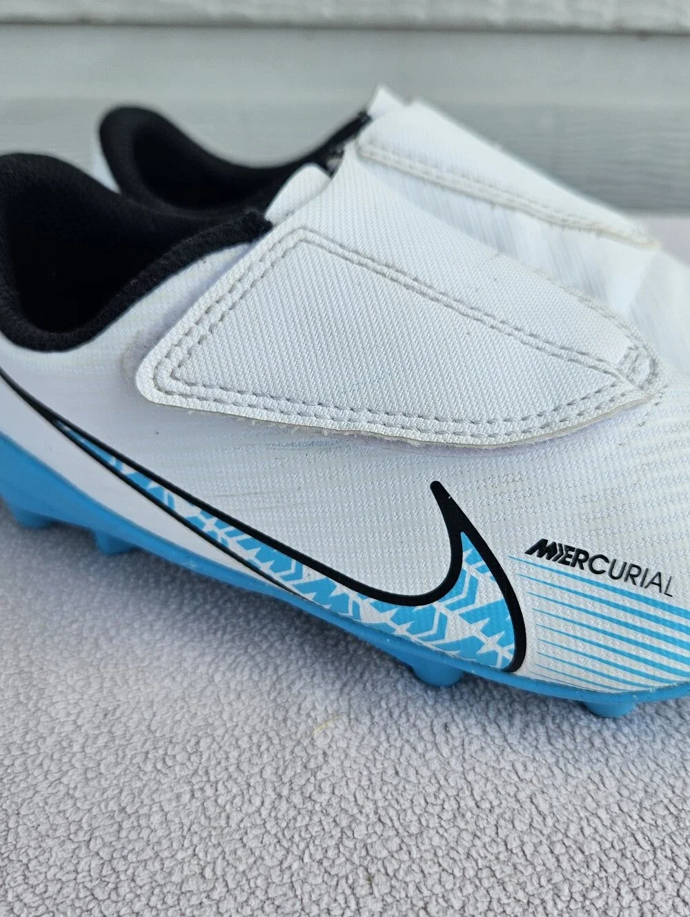 Nike Jr. Mercurial Vapor 15 Club MG Soccer Cleats SZ 10C White Blue DJ5964-146